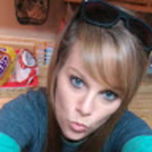 Meet your Posher, Celeste